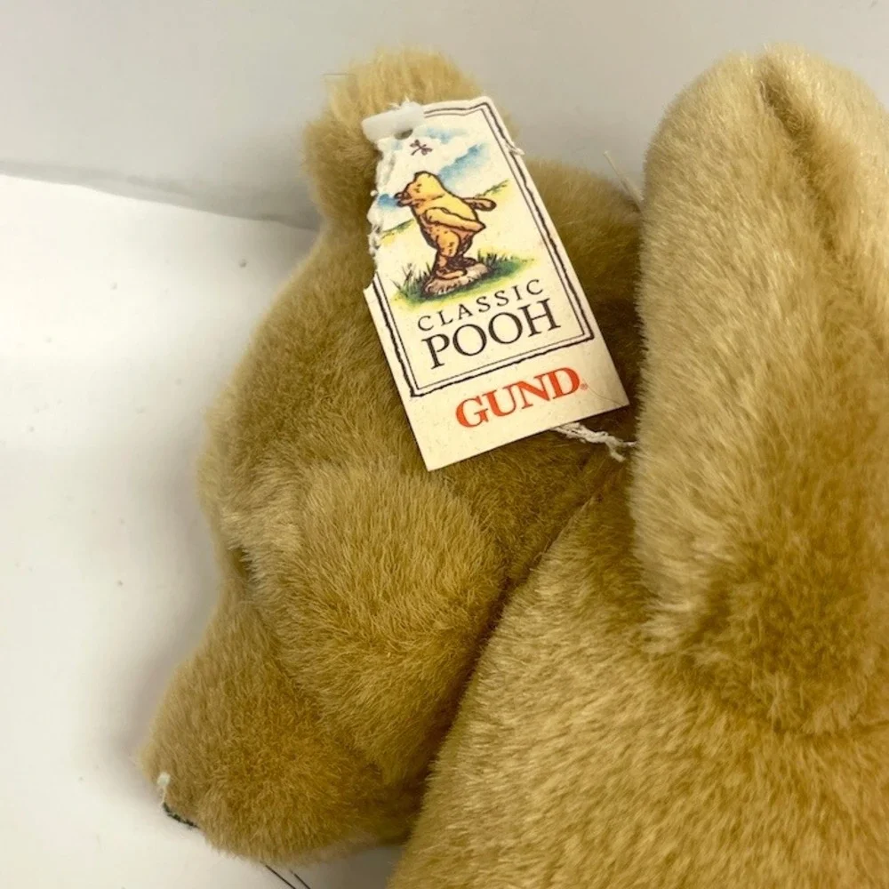 Vintage Gund Disney Classic Pooh Lying Down Bear with Bumblebee Plush